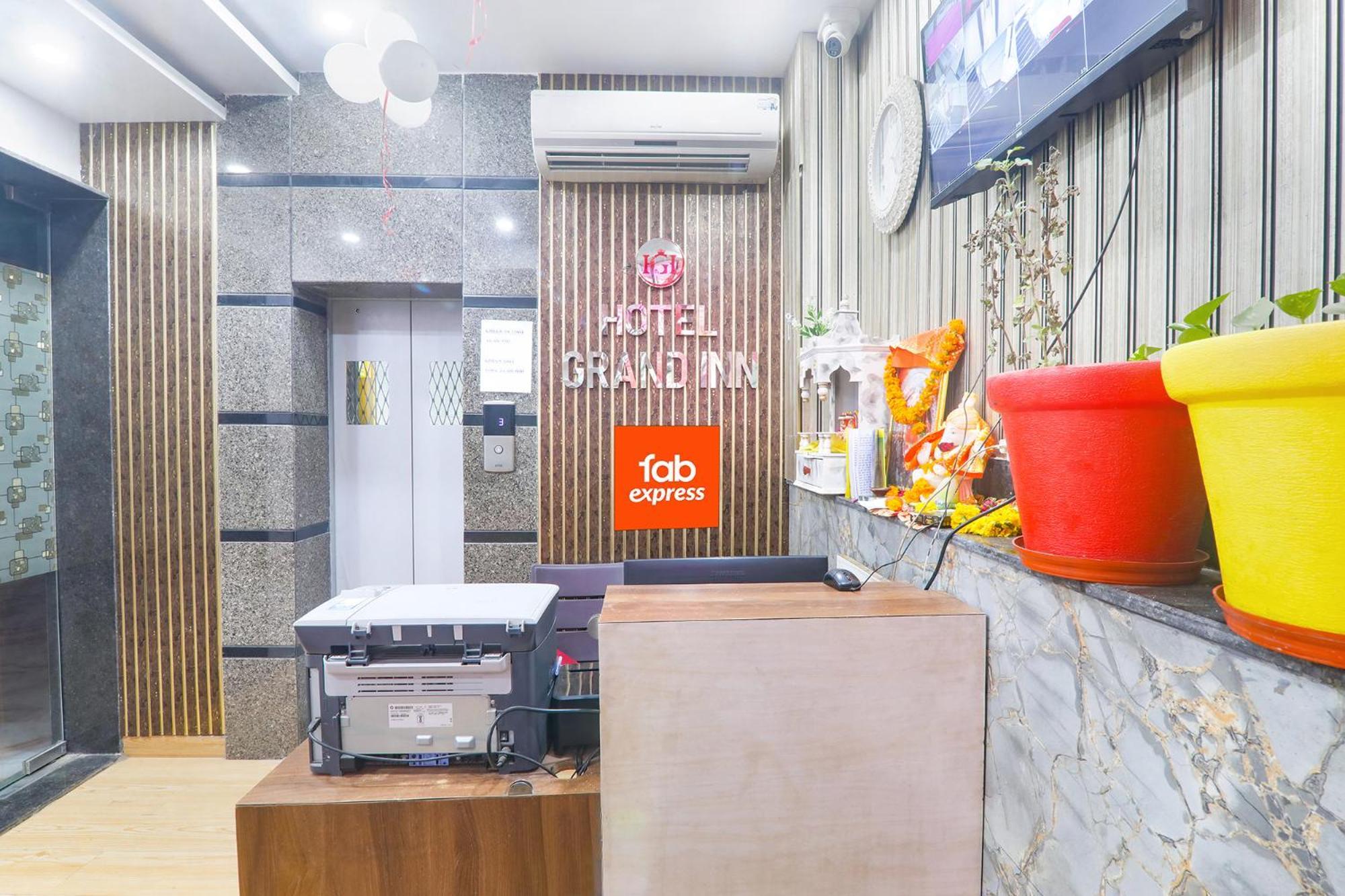 Fabexpress Grand Inn I Chinhat Luaran gambar