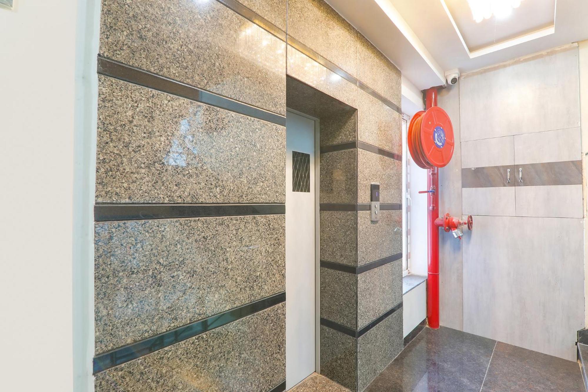 Fabexpress Grand Inn I Chinhat Luaran gambar